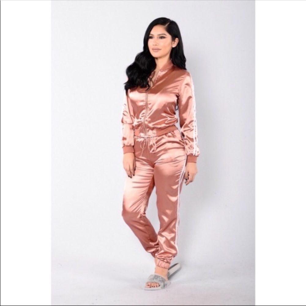 Fashion Nova track suit